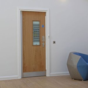 Retrofit anti-barricade door stop (Movastop)